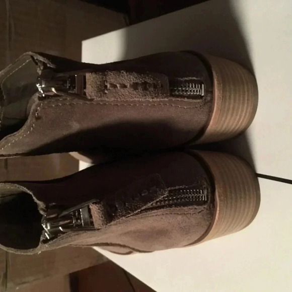 DOLCE VITA  Suede Ankle Boots - Picture 3 of 6